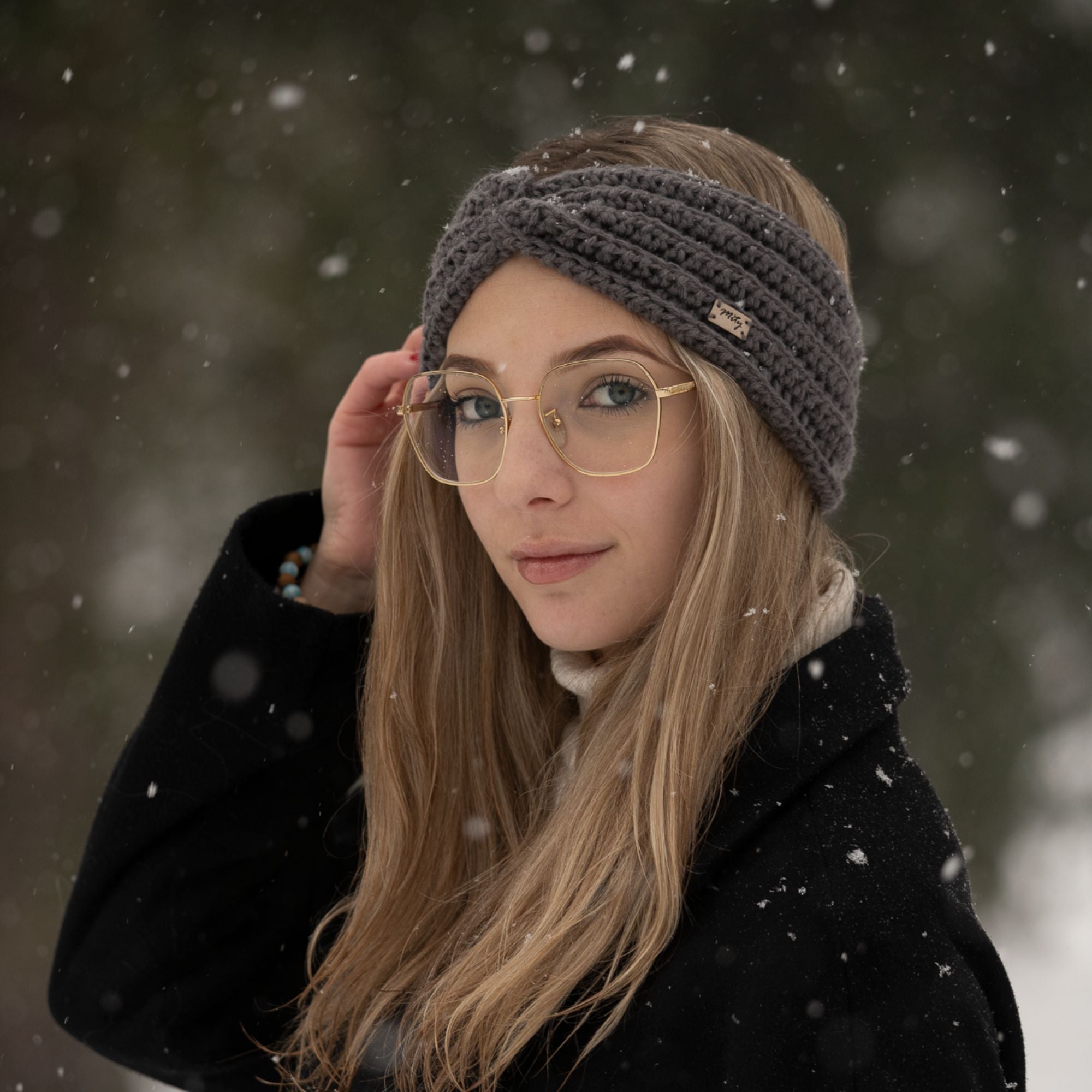 02 Čelenka - mystic grey