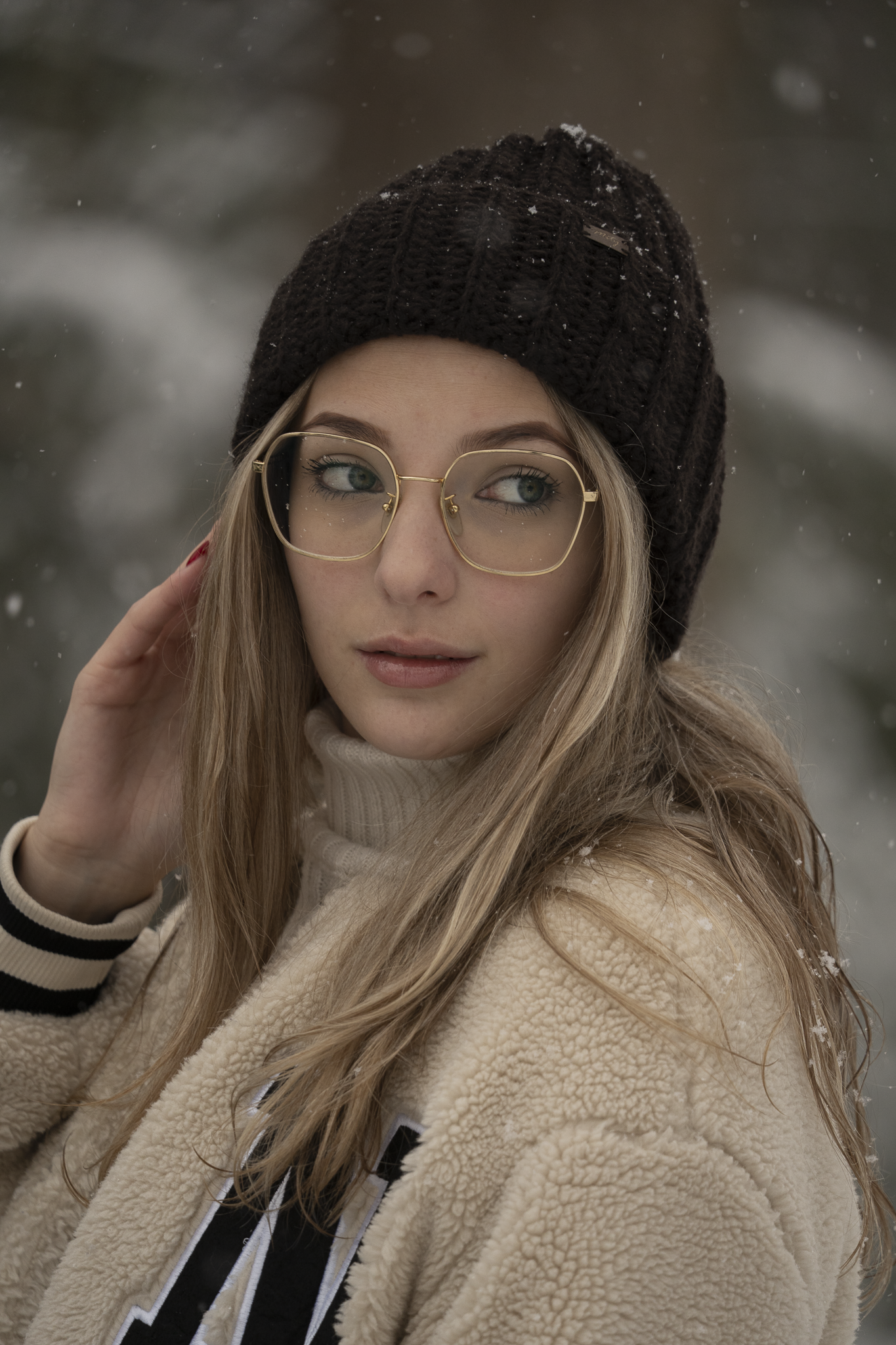 Čepice - dark chocolate