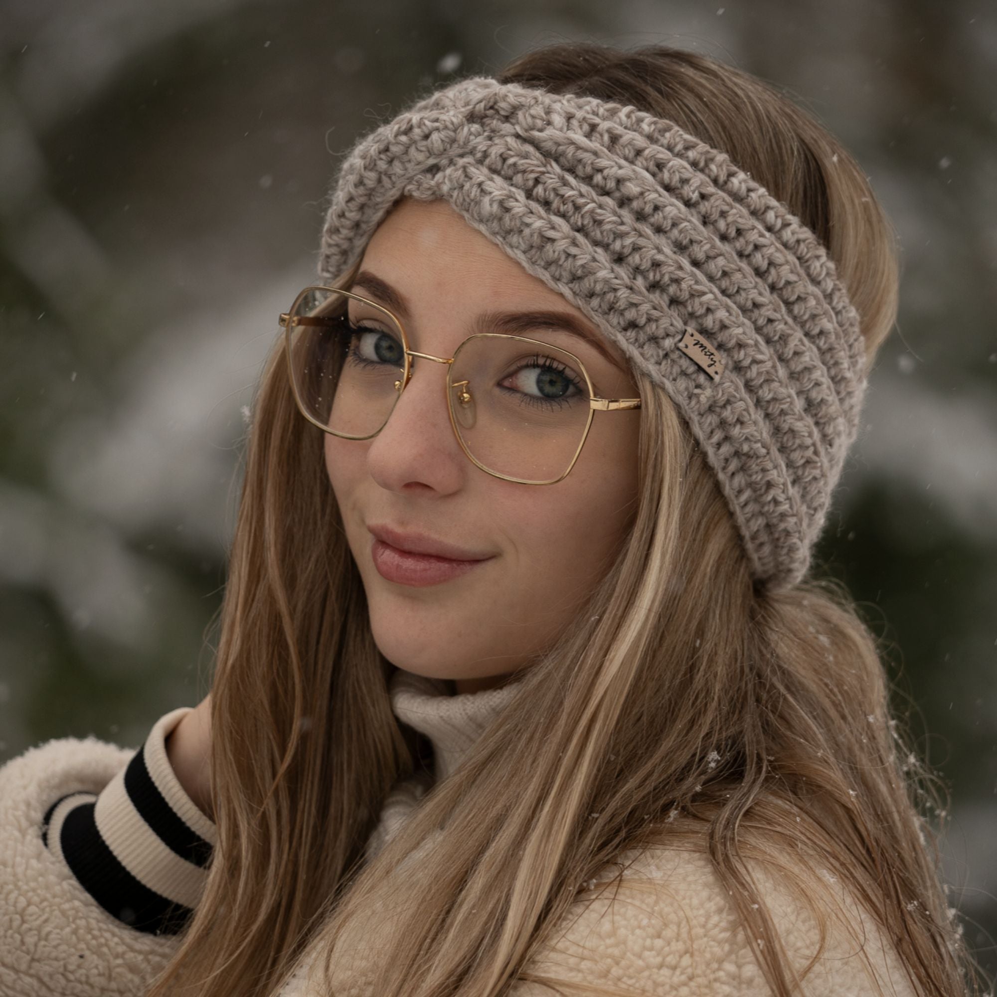 04 Čelenka - béžový melír